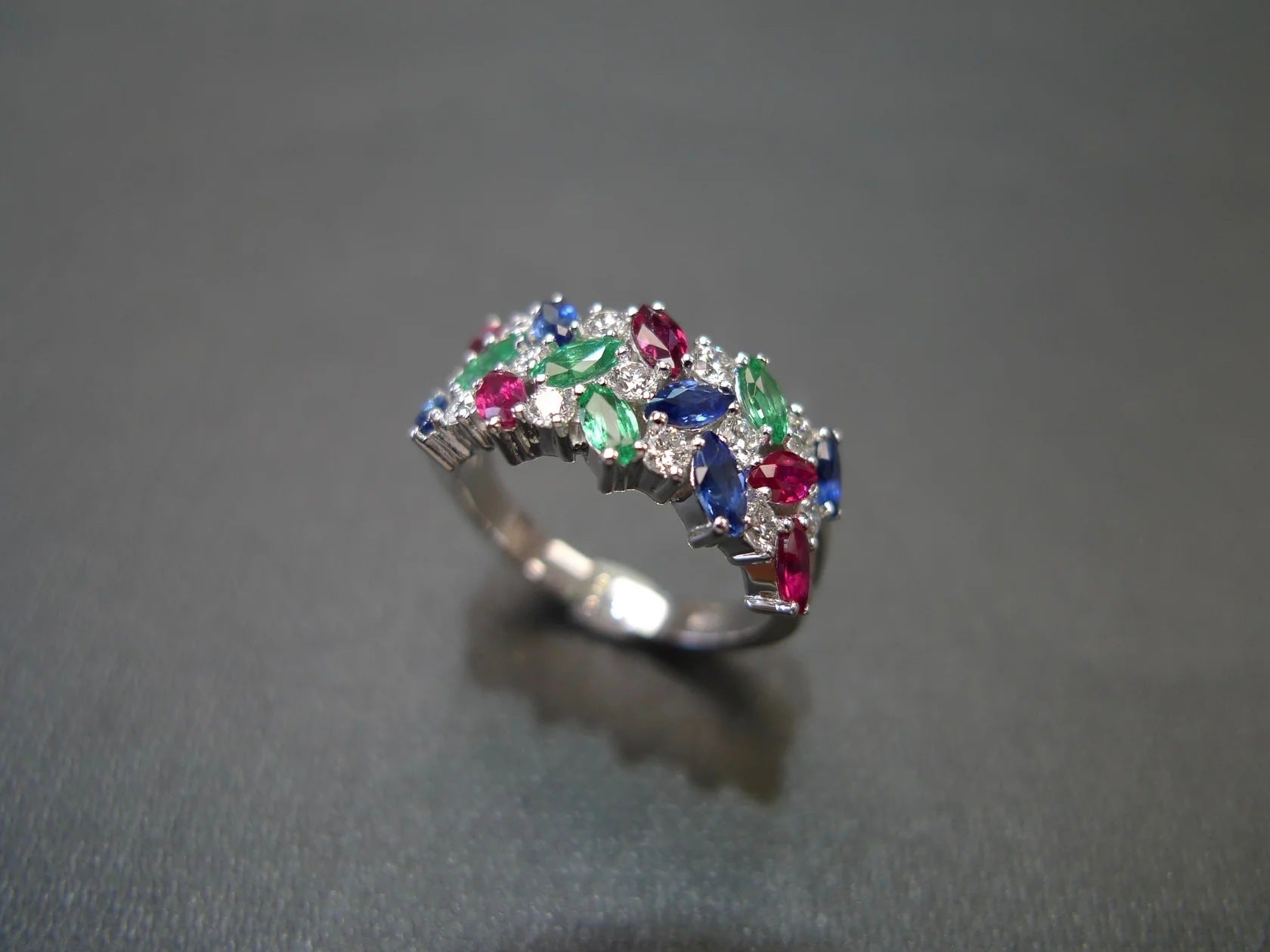 Colorful Horse Eye Zircon Three Rows Inlaid Personality Trendy Ladies Index Finger Ring