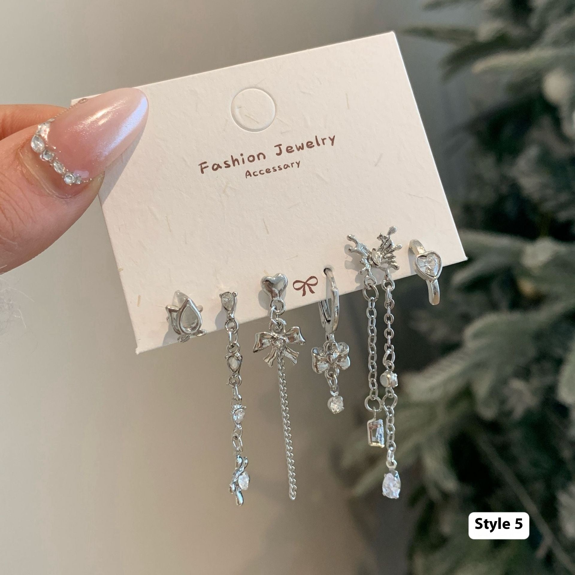 Minimalist Personality Love Butterfly Ear Clip Suit Female