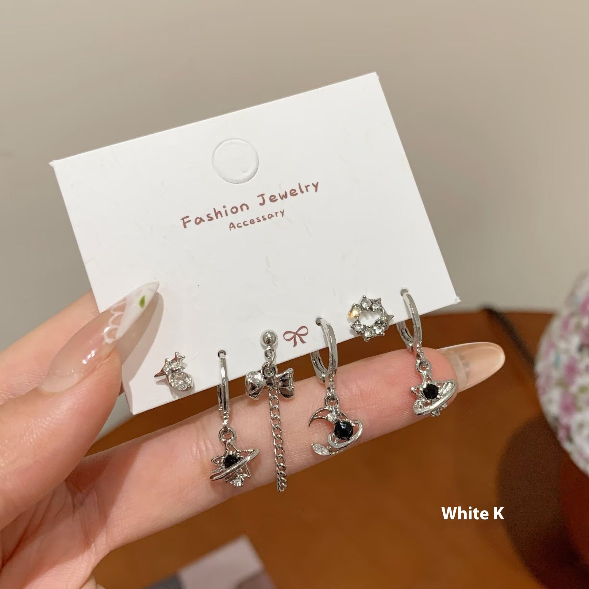 Minimalist Personality Love Butterfly Ear Clip Suit Female