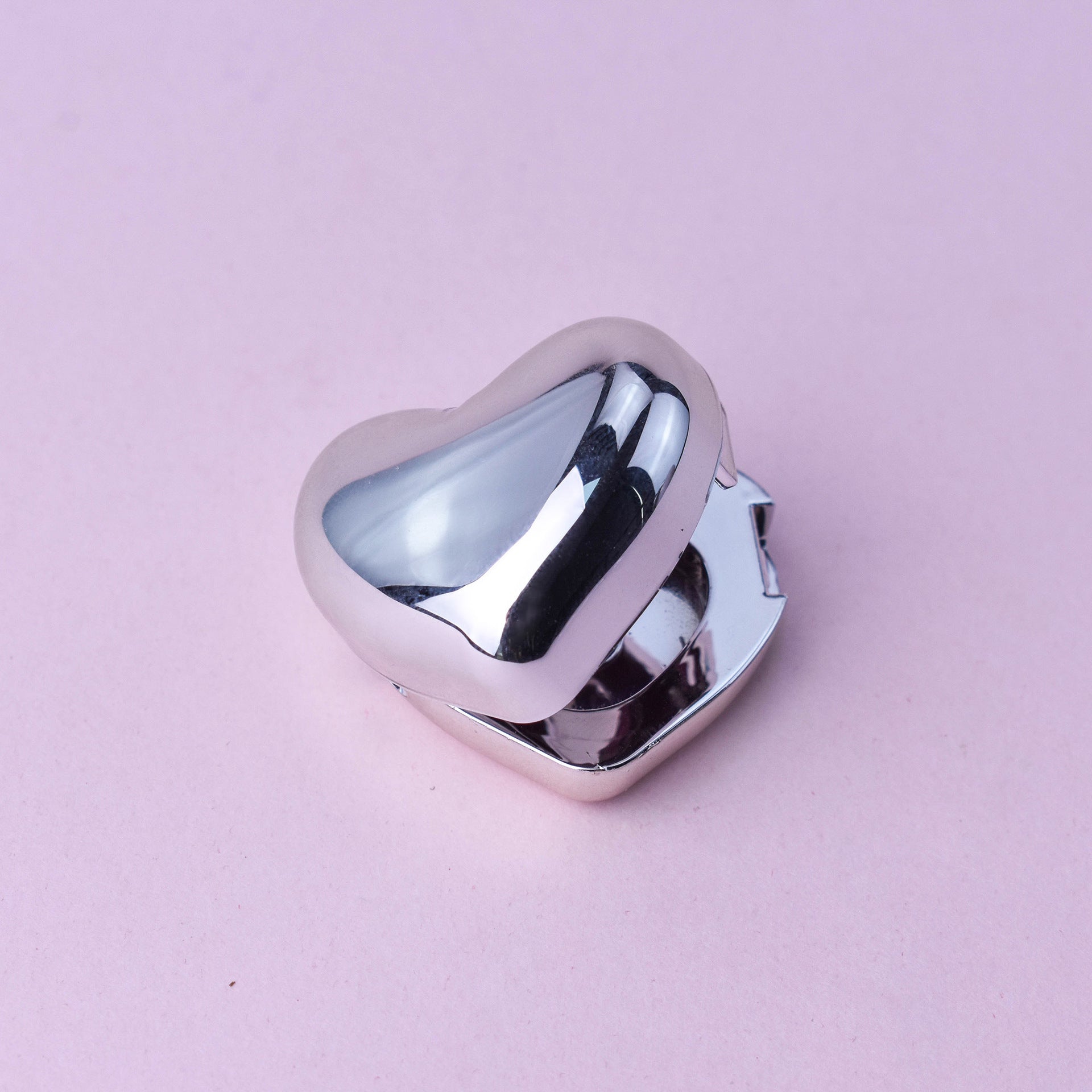 Makeup Blue White Heart Shape Key Chain New