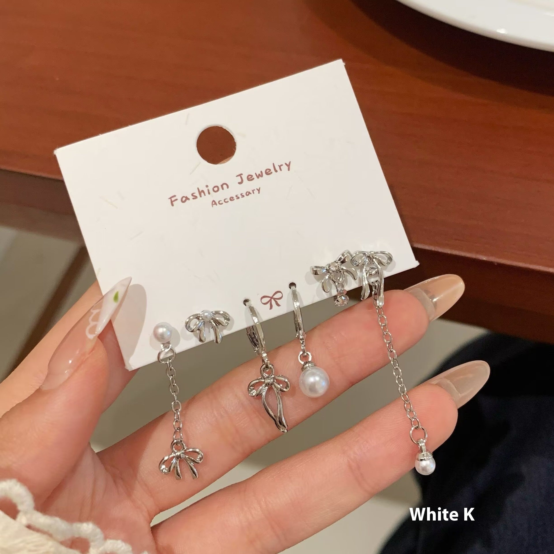 Minimalist Personality Love Butterfly Ear Clip Suit Female