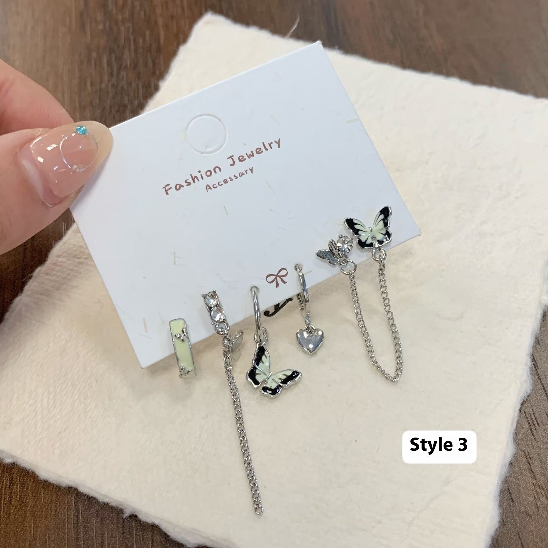 Minimalist Personality Love Butterfly Ear Clip Suit Female